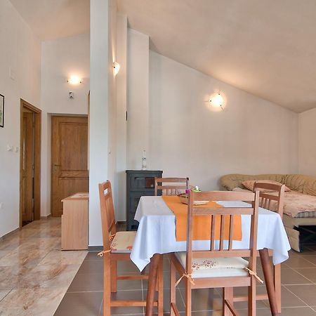 Apartment Maja Štinjan Eksteriør billede