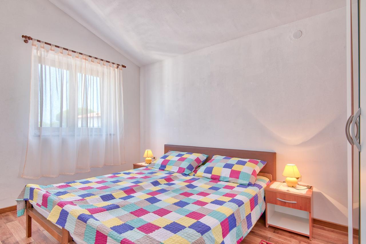 Apartment Maja Štinjan Eksteriør billede