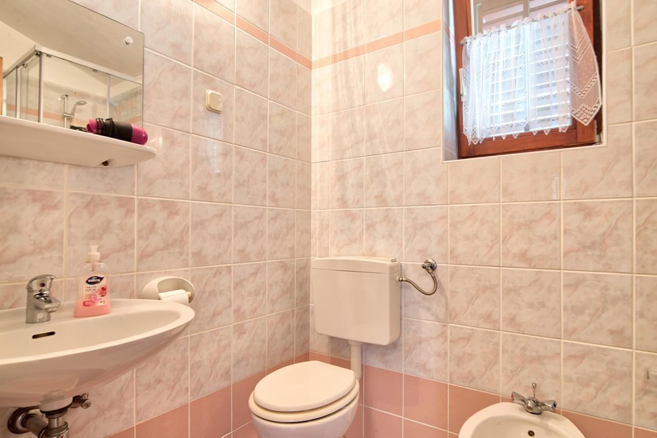 Apartment Maja Štinjan Eksteriør billede